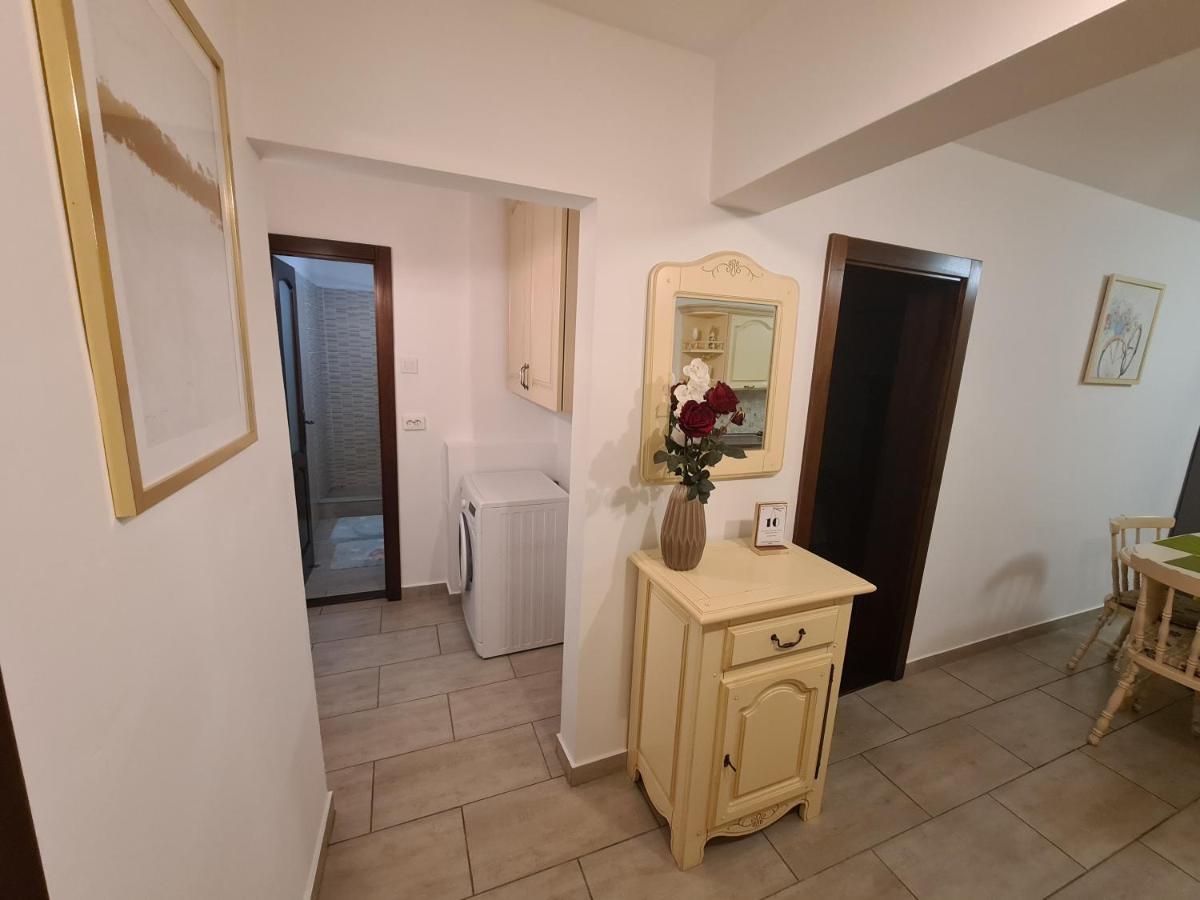 אורדאה Clasic Apartment Nufarul מראה חיצוני תמונה